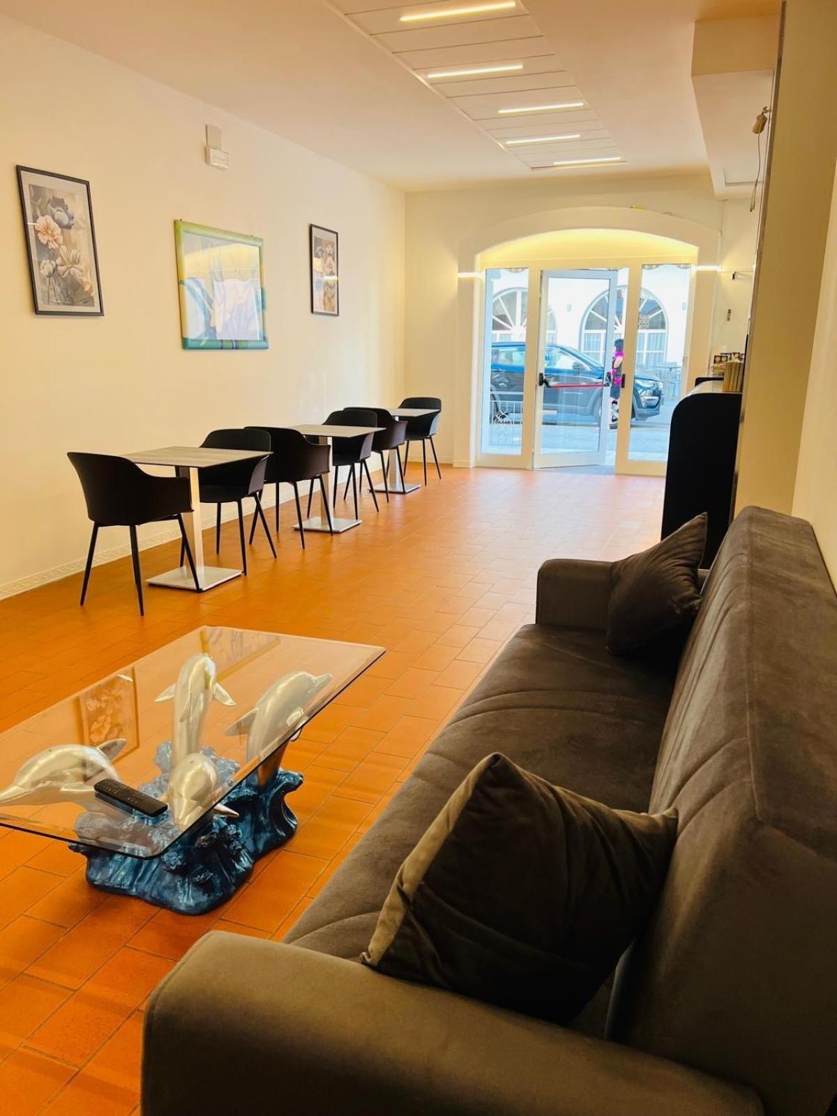 Hotel Villa Dei Fiori Bellaria-Igea Marina Exteriör bild